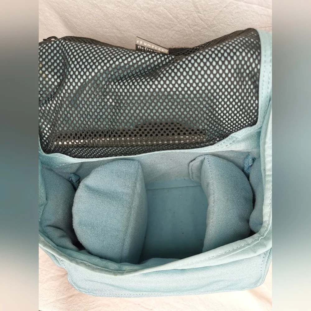 Canon EOS 30D digital SLR camera w/ case & cleaning tool